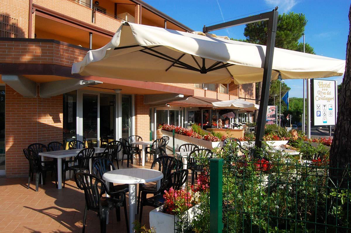 Hotel Riva Dei Cavalleggeri Marina Di Bibbona Exterior foto