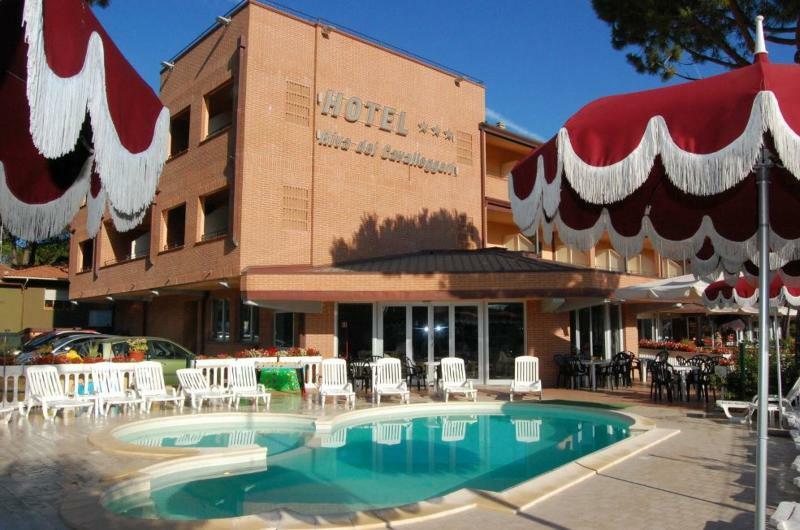 Hotel Riva Dei Cavalleggeri Marina Di Bibbona Exterior foto